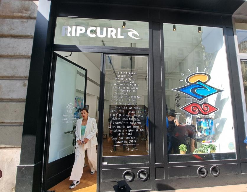 Rip Curl continue d'engranger les succès commerciaux omni-canaux